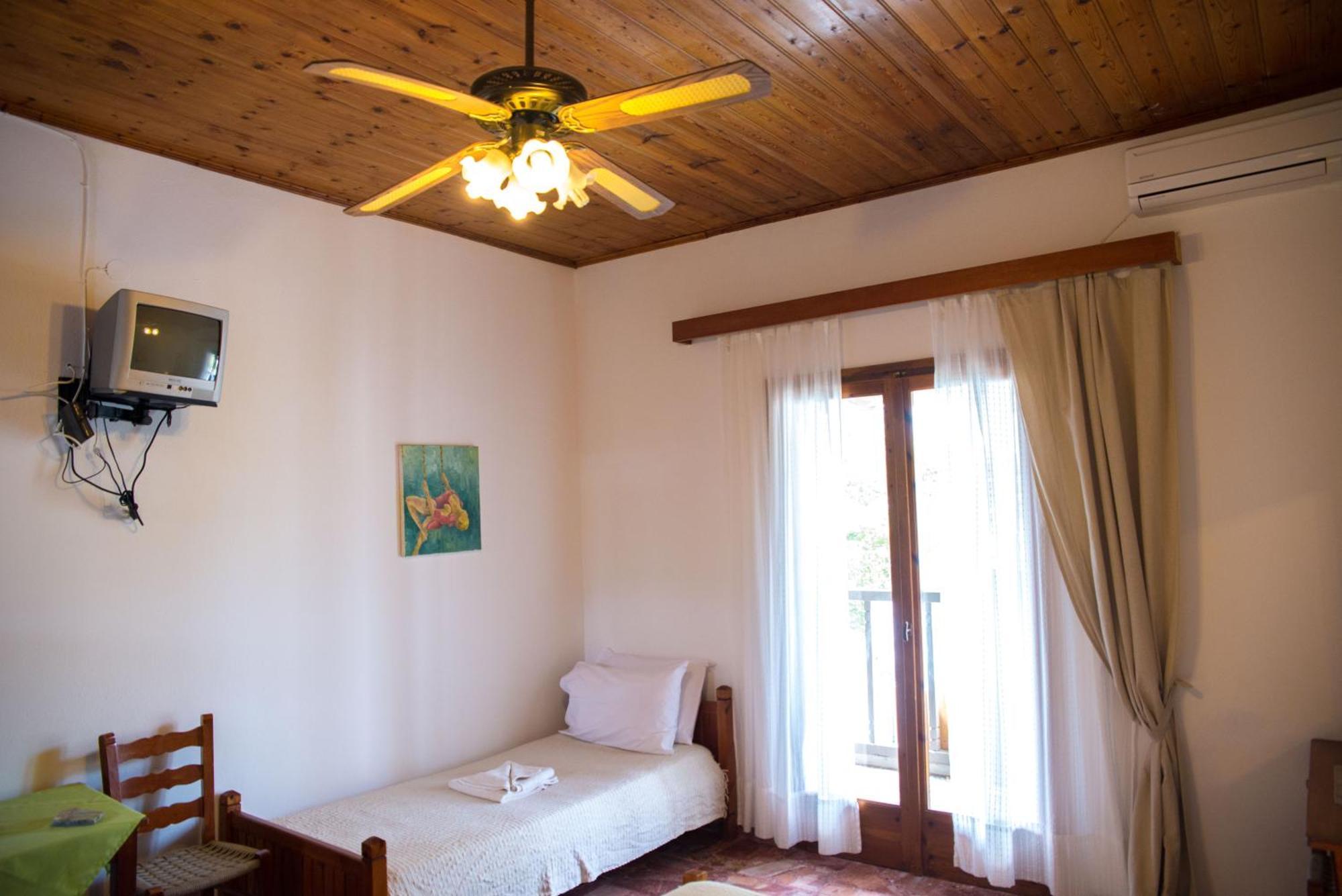 Olga Studios Afissos Room photo